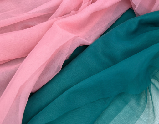 Szyfon – lekka tkanina dekoracyjna i ubraniowa